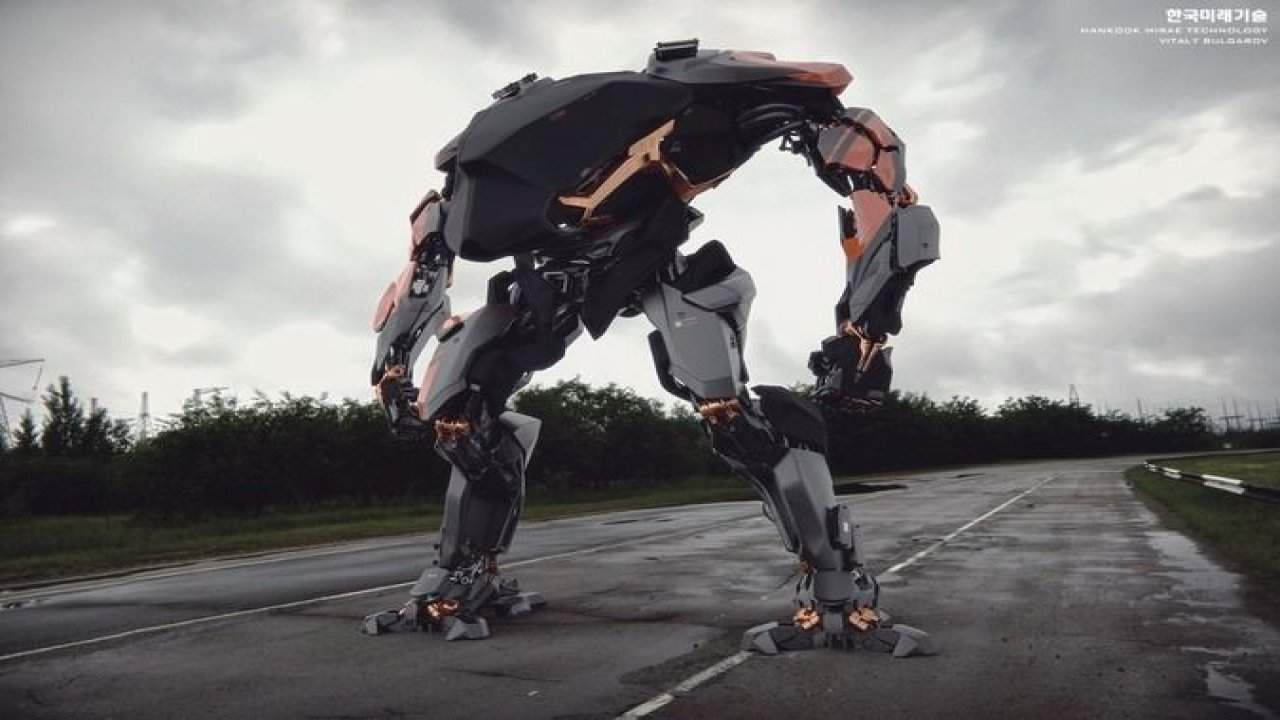 Dev robot pilotu taklit ediyor