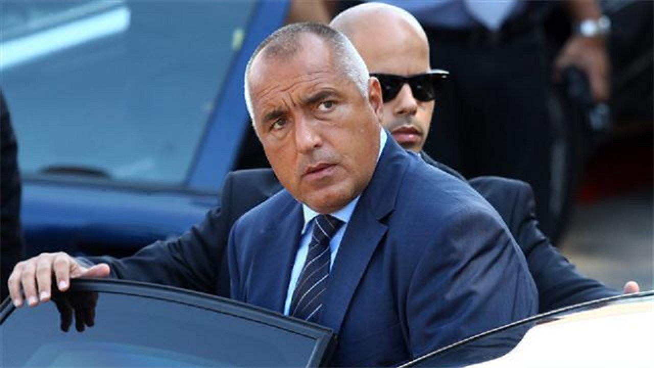 Bulgaristan’da yeni hükümet sinay vermeye başladı