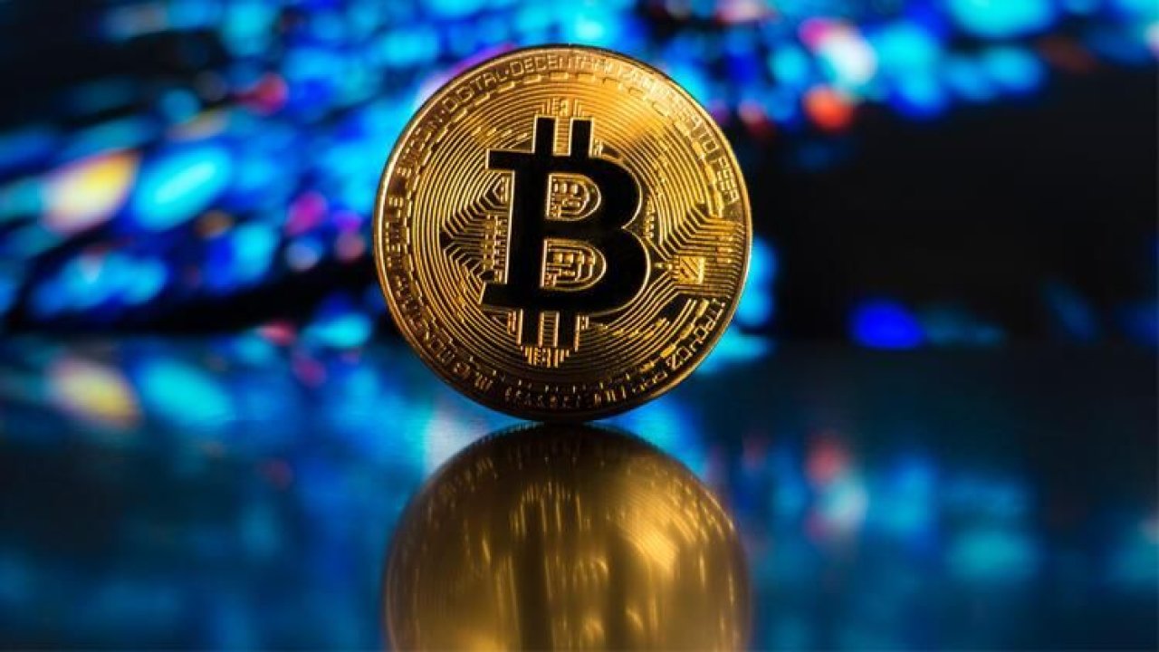 Bitcoin yeni haftaya hareketli başladı