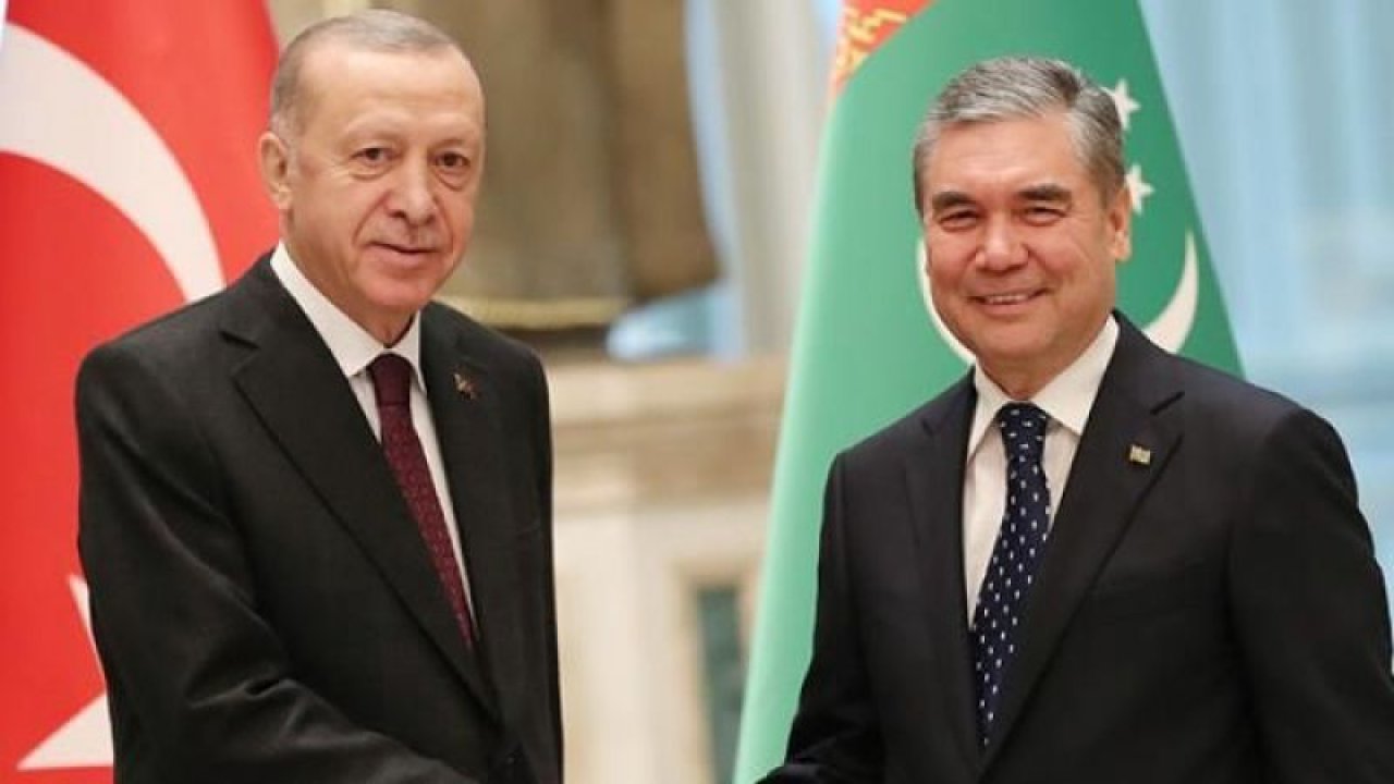Başkan Erdoğan Türkmenistan’da! İmzalar atıldı