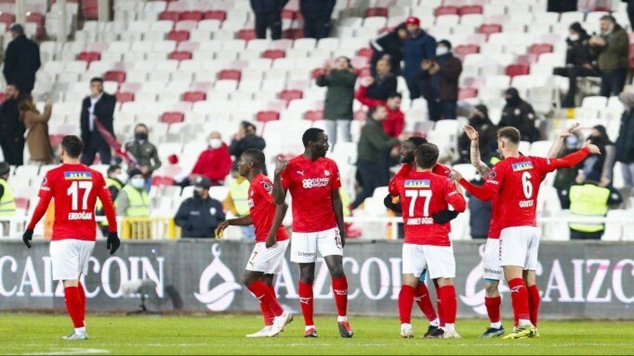 Sivasspor’un sevinci kursağında kaldı! Tepkiler gelince sildi