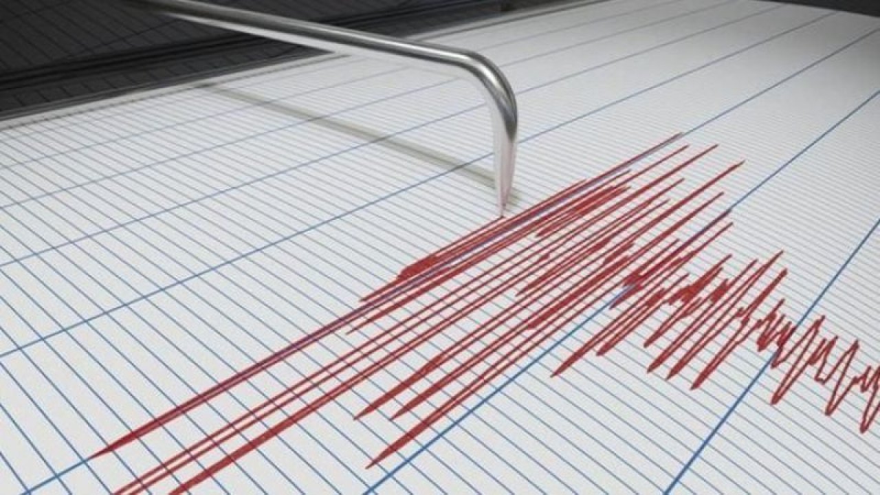 Ege Denizi’nde deprem! Bölge halkı tedirgin oldu