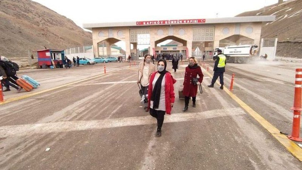 Omicron alarmı! Komşu 15 günlüğüne sınırlarını kapattı!