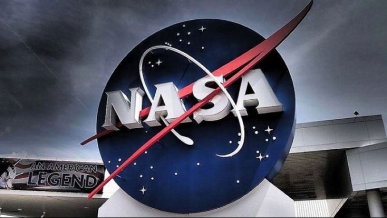 NASA’dan garip hamle! 24 ilahiyatçıyı işe alacak