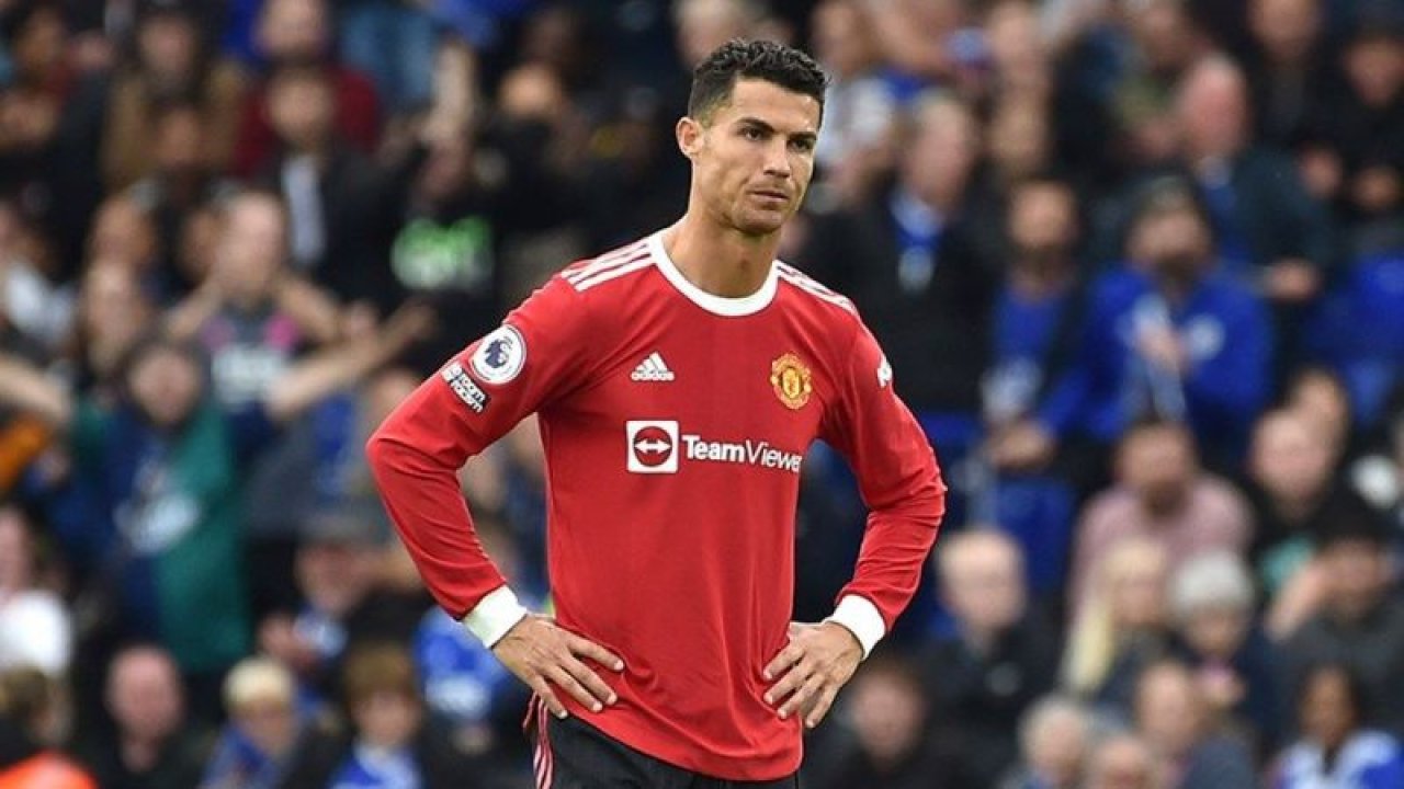 Ronaldo Barcelona’ya mı transfer oluyor? İddia gündemi sarstı