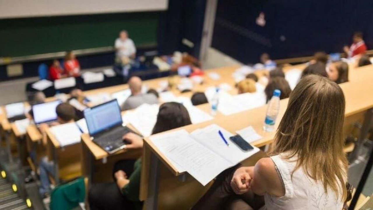 Üniversiteler tek tek açıkladı! Uzaktan eğitim kalktı mı?