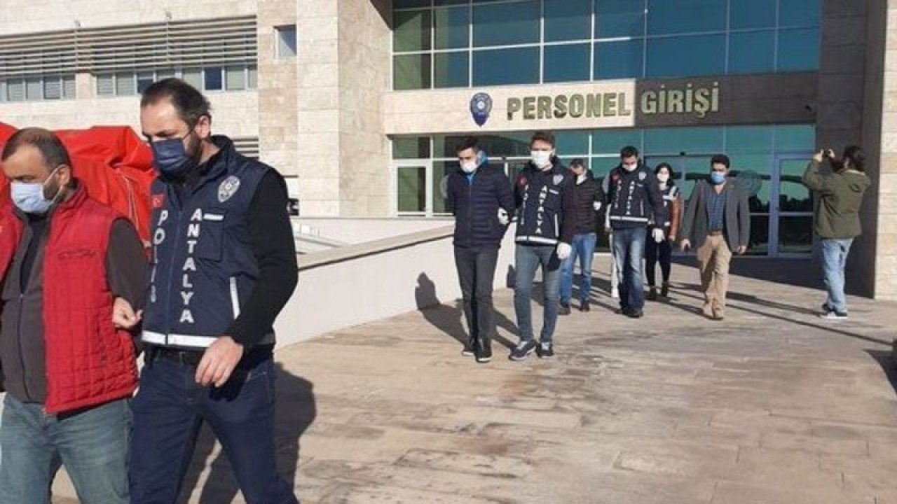 İnternet üzerinden hayali ürün sattılar! 51 kişiyi dolandırdılar