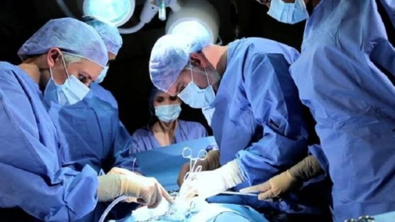 Hastanın kafasında tıbbi malzeme unutan doktora 6 yıl hapis istemi