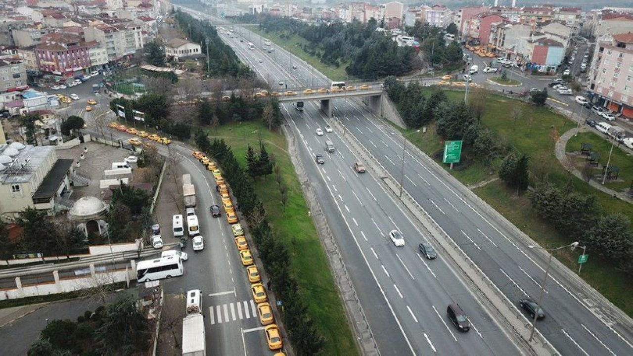 Taksimetre güncelleme kuyruğu: “12 saattir bekliyorum”