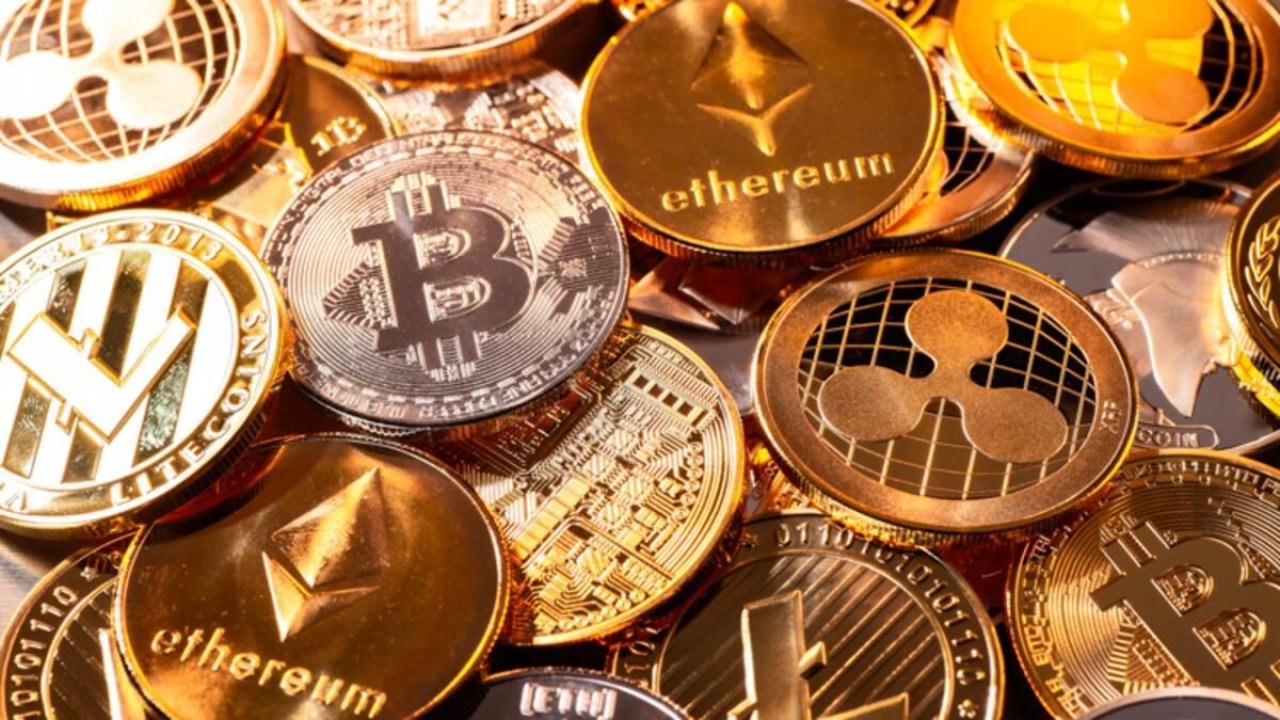Bitcoin ve Ethereum’a para yatıran yandı! Kripto paralar dibi gördü!