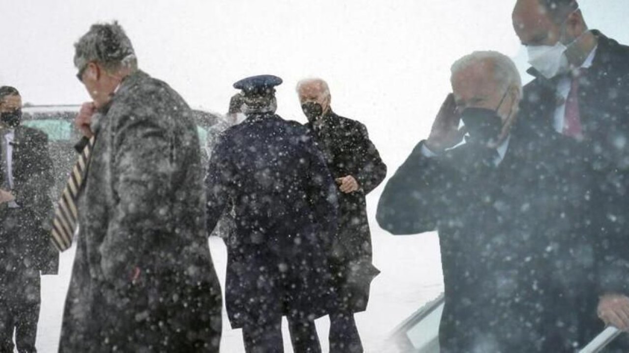 ABD Başkanı Joe Biden uçağında mahsur kaldı