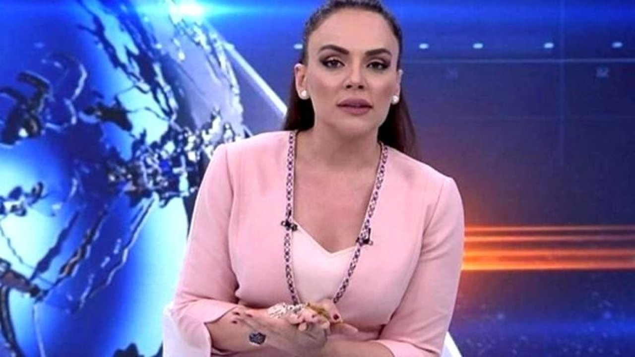 Nefes kesti! Buket Aydın’ın derin göğüs dekoltesini arkadaşı ifşa etti!