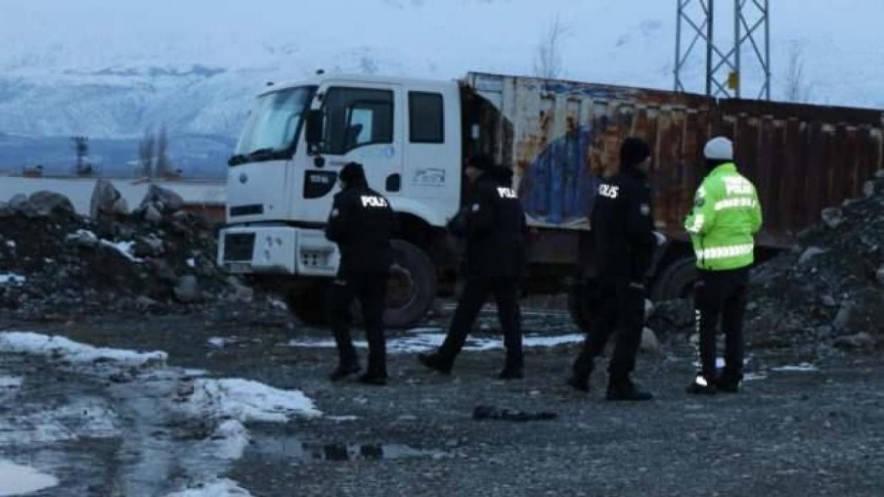 Bir saldırı haberi daha! Emin başıboş köpeklerin kurbanı oldu!