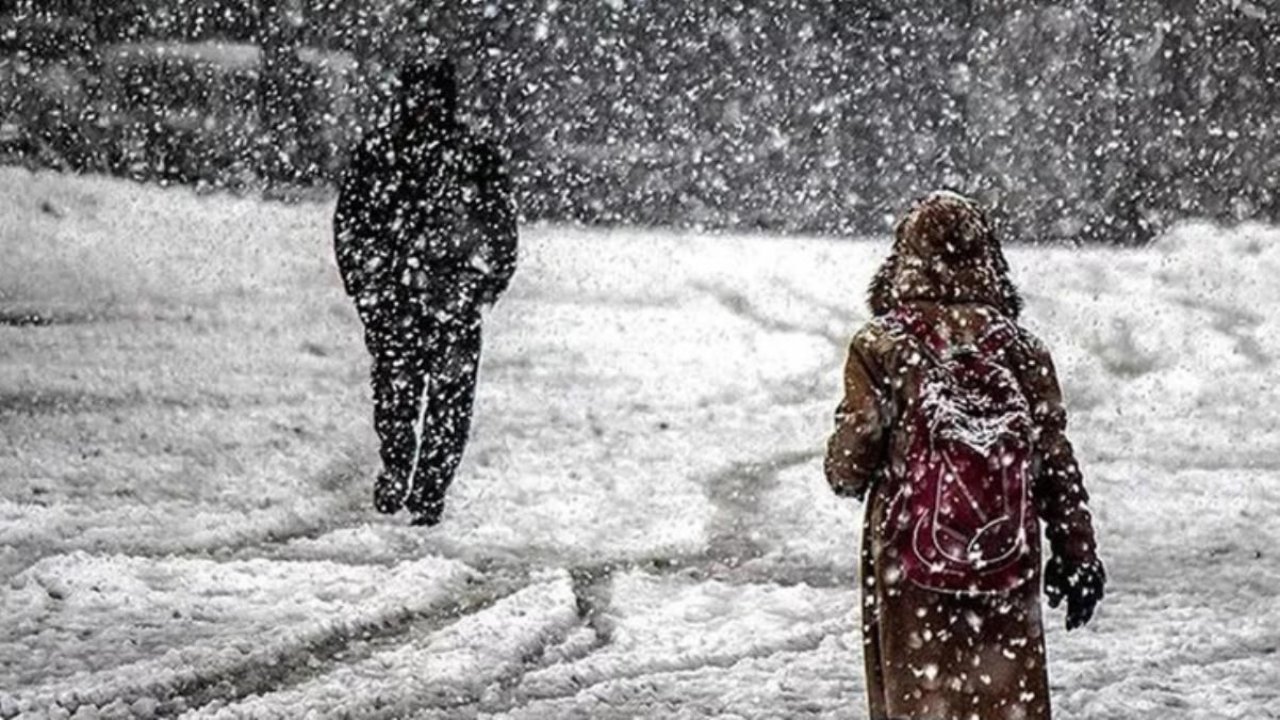 Veliler merak ediyordu! Okullar yarın tatil edildi mi?