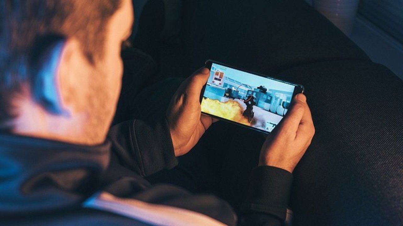 PUBG bağımlısı genç annesini ve kardeşlerini öldürdü: Dirileceklerini sandım