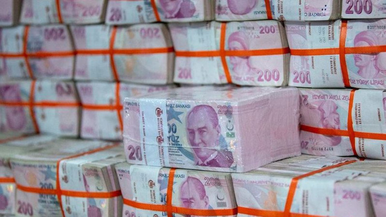 200’lük banknotlar piyasayı ele geçirdi! “Böyle giderse 1000’lik kaçınılmaz olacak”