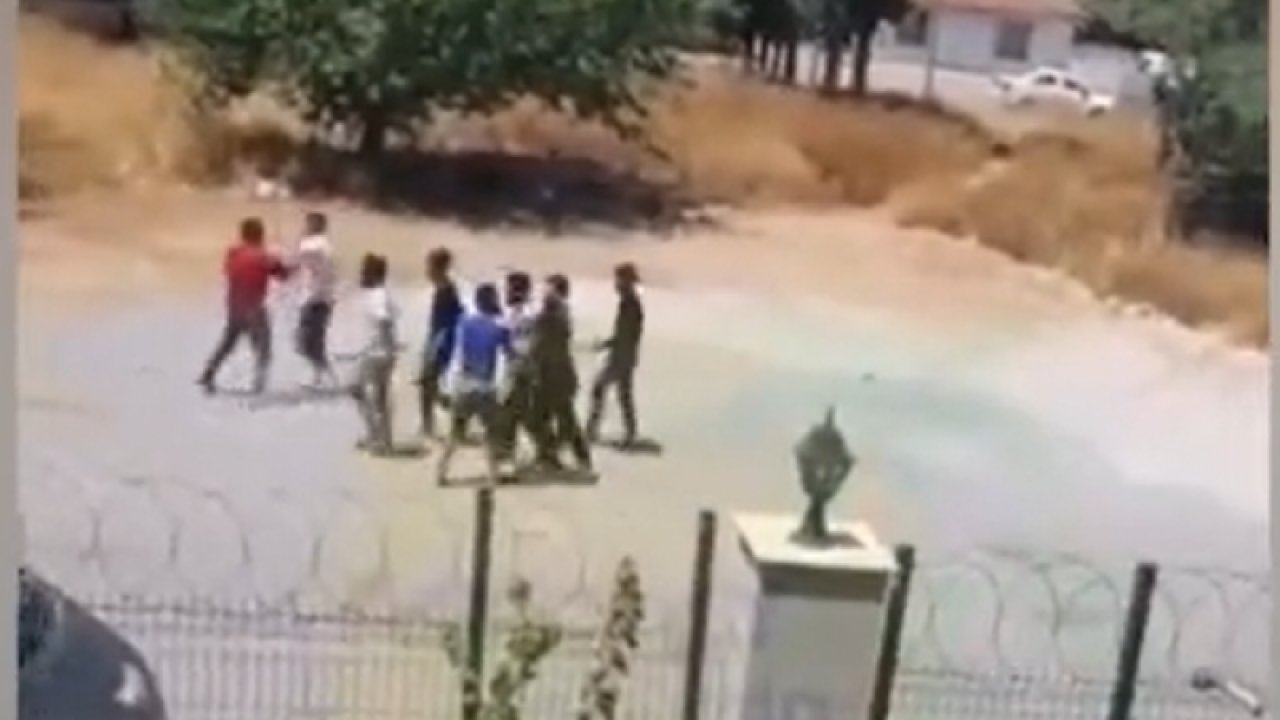 Antalya’da silah sesleri yankılandı! Suriyeliler kavga etti, taşlar, sopalar havada uçuştu