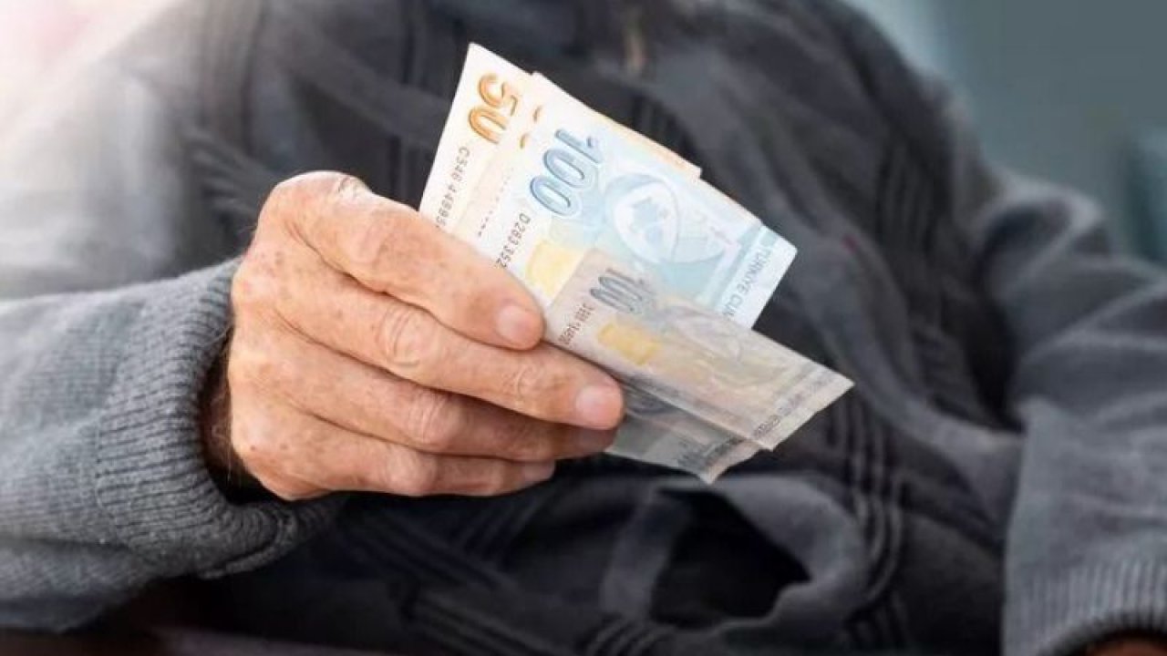 Memur ve emekliler günlerdir bu anı bekliyordu! Zamlı maaşların yatacağı tarihler belli oldu!