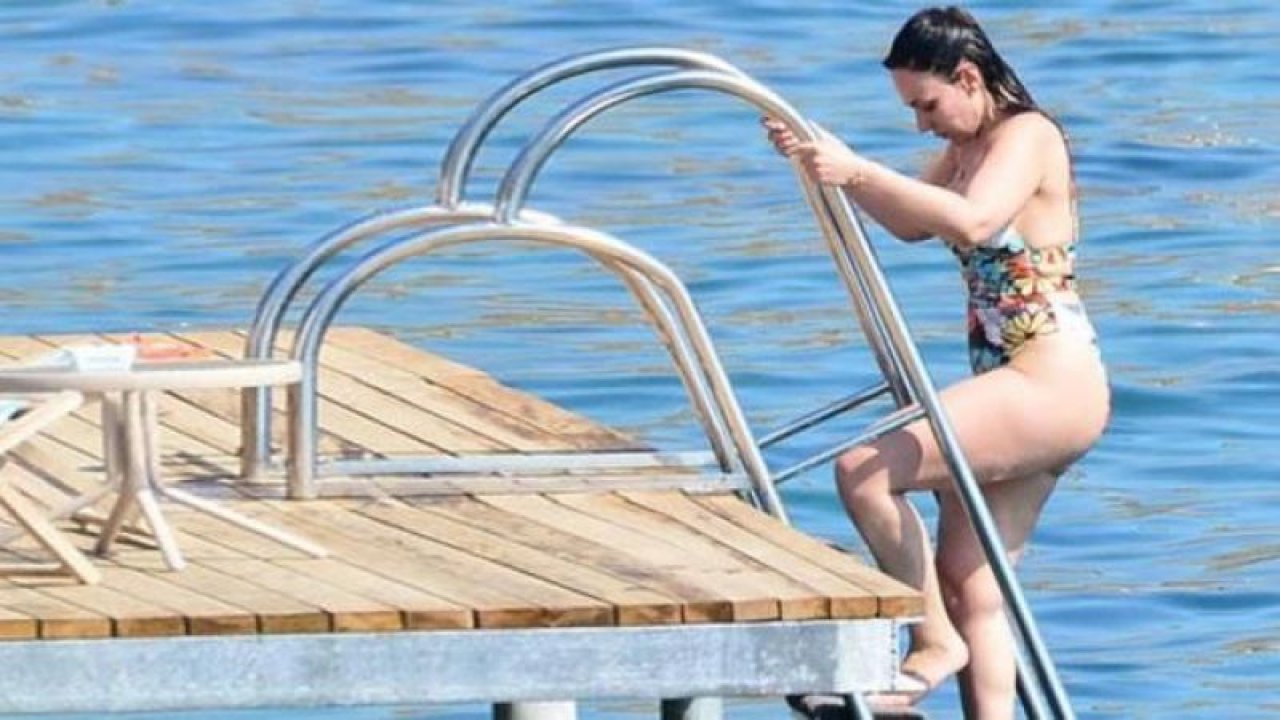 Sedat Peker’in ifşaladığı Buket Aydın’dan umursamaz  tatil pozu!
