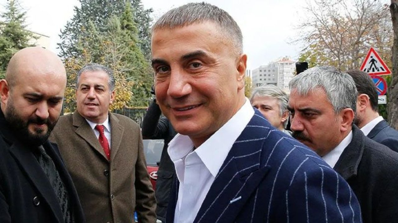 “Sedat Peker neden o festivaldeydi? Peker o  cinayeti de açıklar mı?”