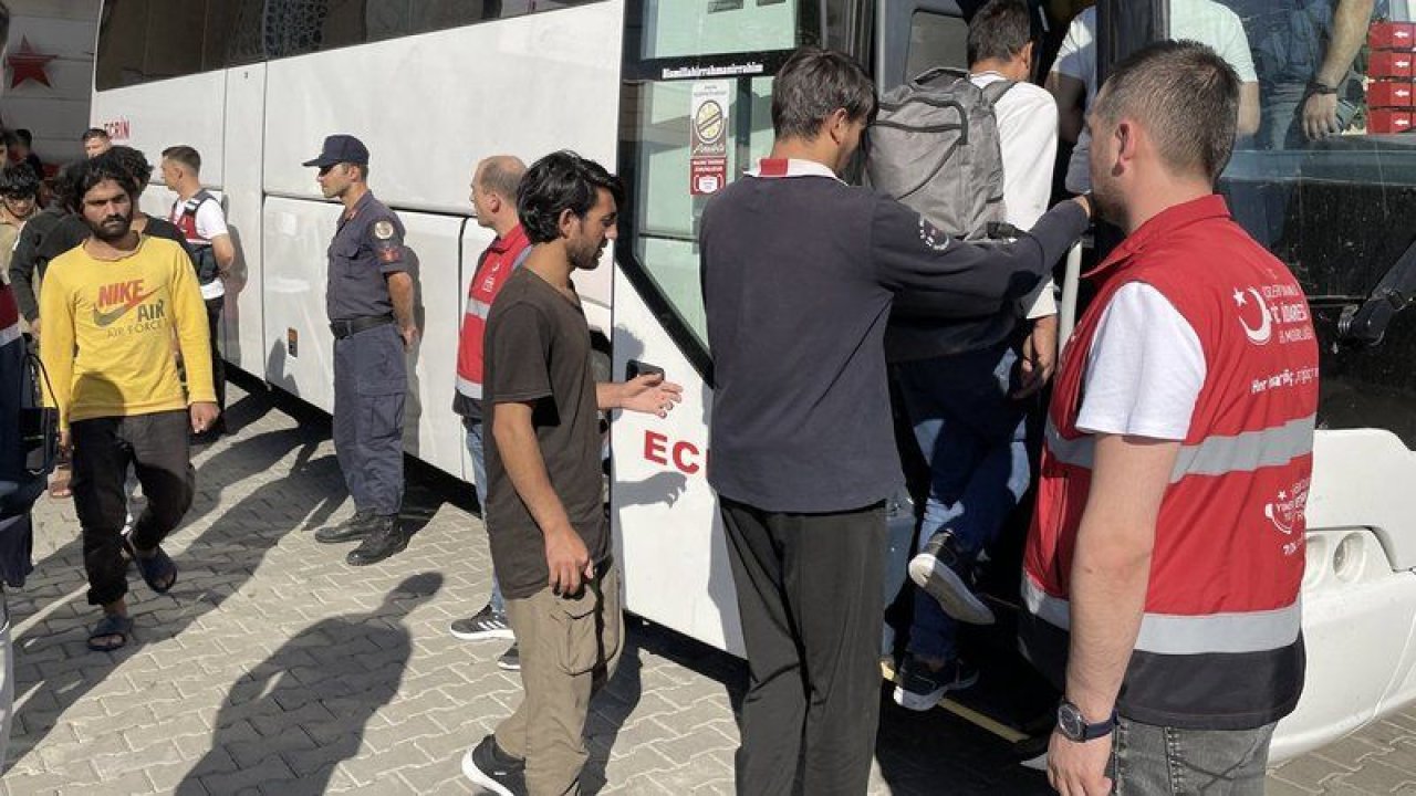 260 Afgan ülkelerine geri gönderilecek