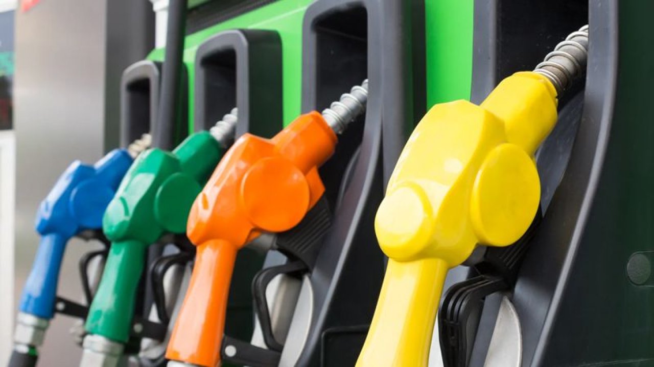 Sürücülere ilaç gibi gelecek haber! Benzine indirim geliyor