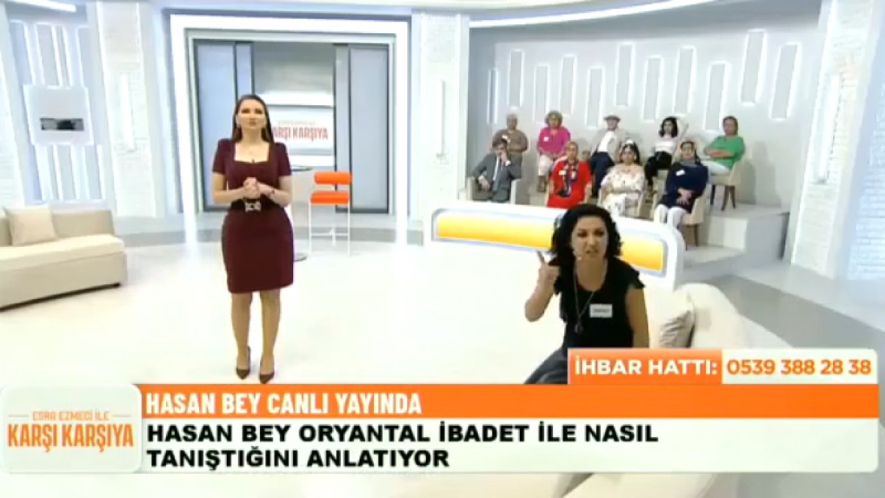 Esra Ezmeci ile Karşı Karşıya programında stüdyo karıştı! Oryantal İbadet kendini kaybetti