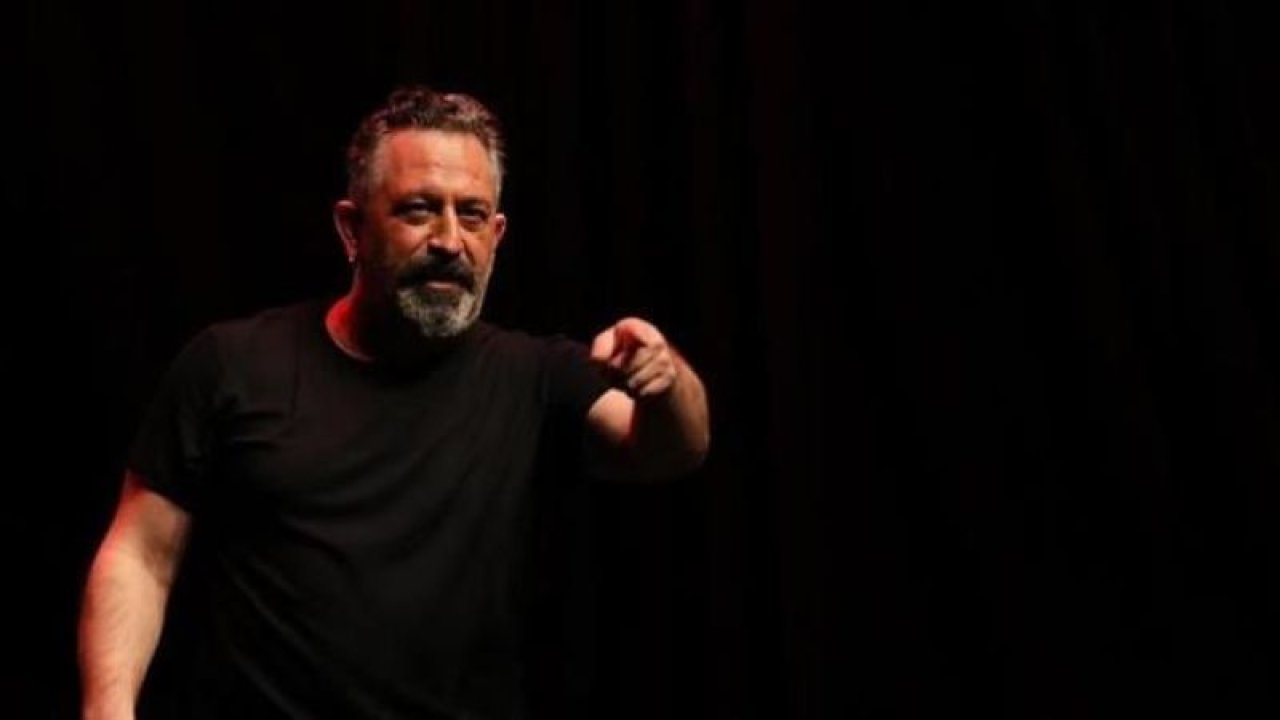 Cem Yılmaz hakkındaki asılsız 15 Temmuz paylaşımlarını görünce çıldırdı! “Her sene aynı pisliği yapıyorsunuz”