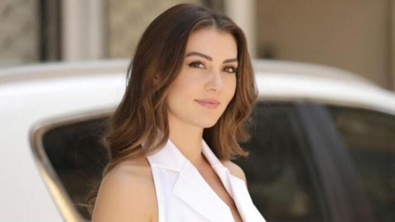 Oyuncu Burcu Özberk’i sinirlendiren görüntü! Sosyal medyadan sitem etti