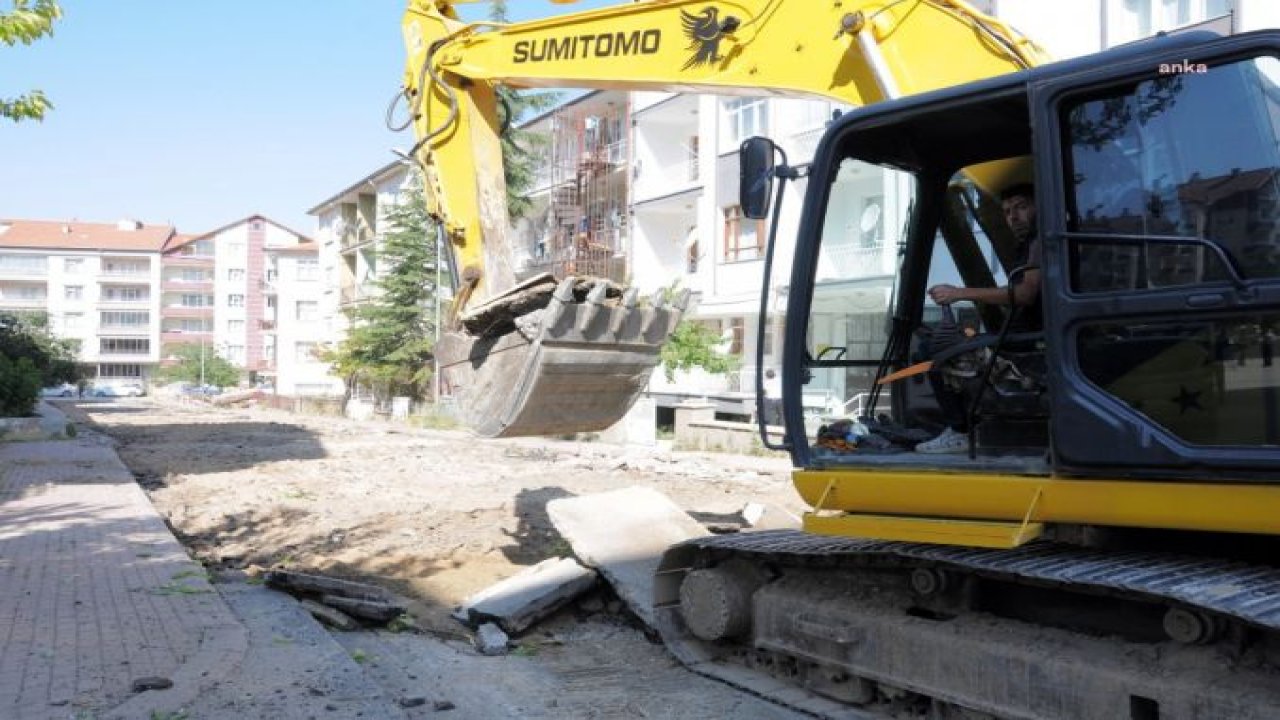 KIRŞEHİR’DE ASFALT ÇALIŞMALARI DEVAM EDİYOR