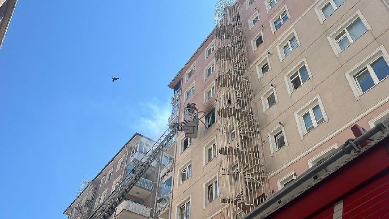 Üsküdar’da 9 katlı binada patlama