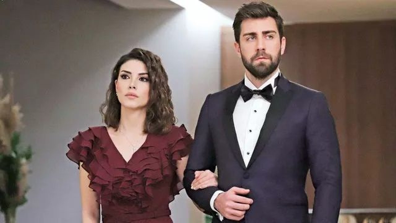 Çağlar Ertuğrul ile Deniz Baysal tekrar birlikte! Teşkilat’ın yıldızları üçüncü kez bir projede yer alabilir!