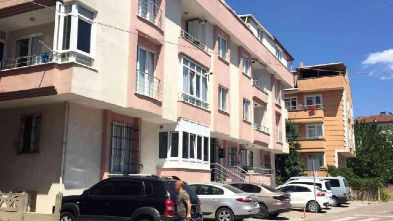 Kahvaltıya çağırdığı arkadaşını pompalı tüfekle korkutmak isterken elini kana buladı!
