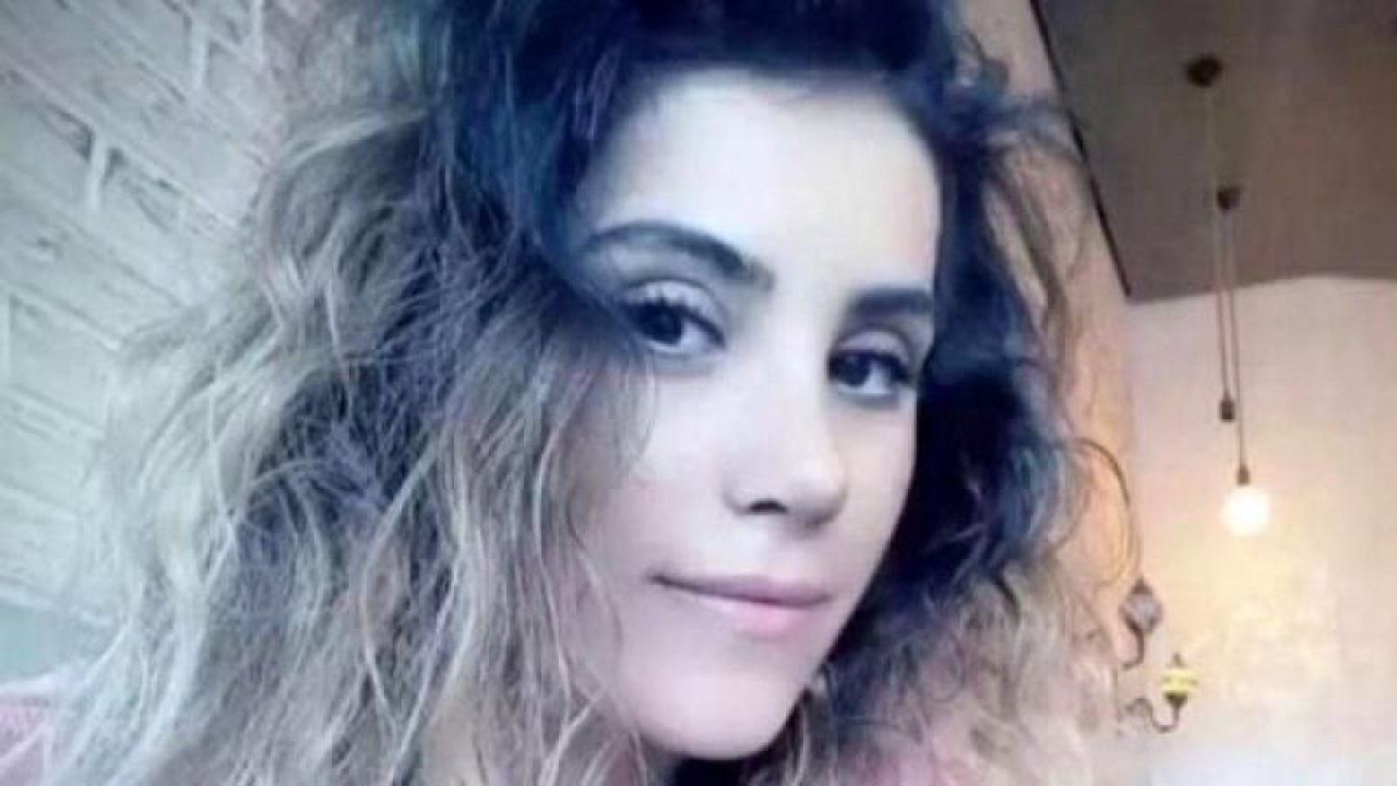 Ayrılığı kendine yediremeyen şahıs, 10 yıllık eski sevgilisini öldürüp hastane önüne attı!