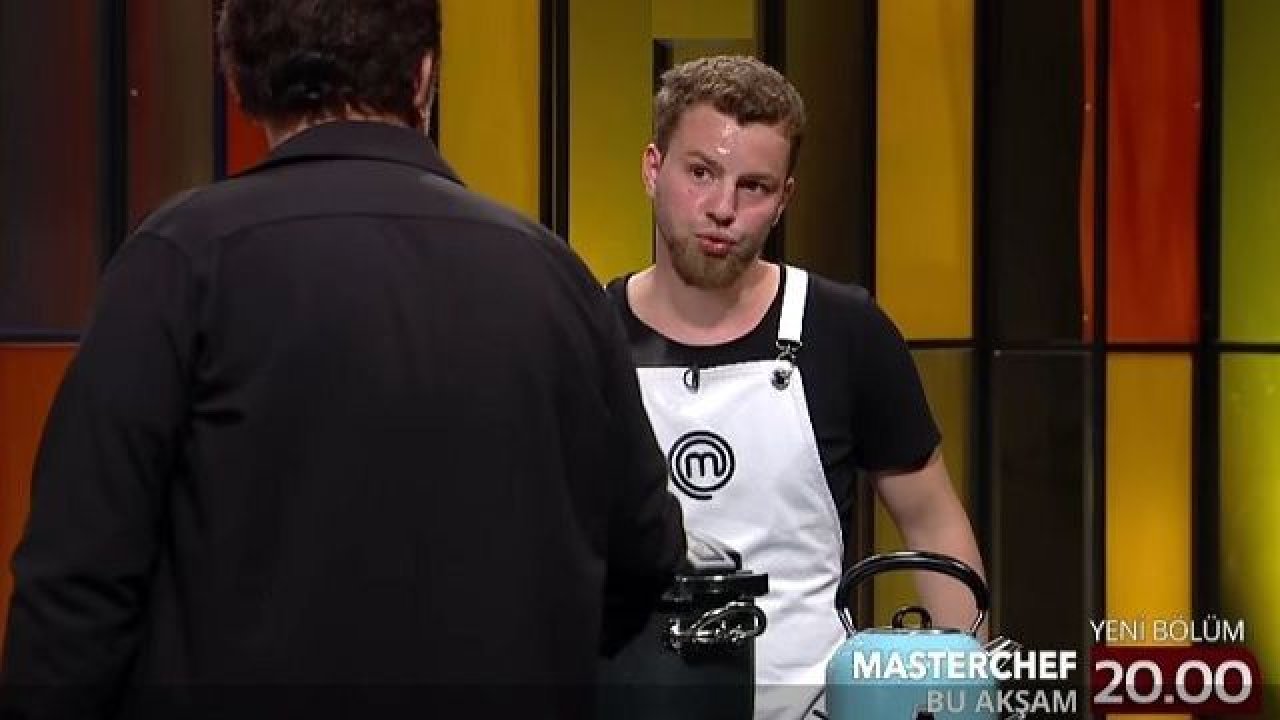 MasterChef’te gergin anlar! Mehmet Şef, kendisine ‘Sen’ diye hitap eden yarışmacıya kapıyı gösterdi!