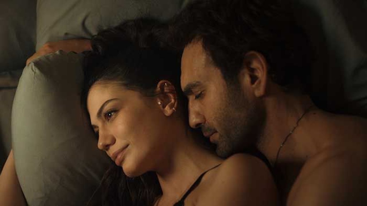 Dünyayla Benim Aramda filminin fragmanı yayınlandı! Demet Özdemir ve Buğra Gülsoy’un sevişme sahneleri olay oldu