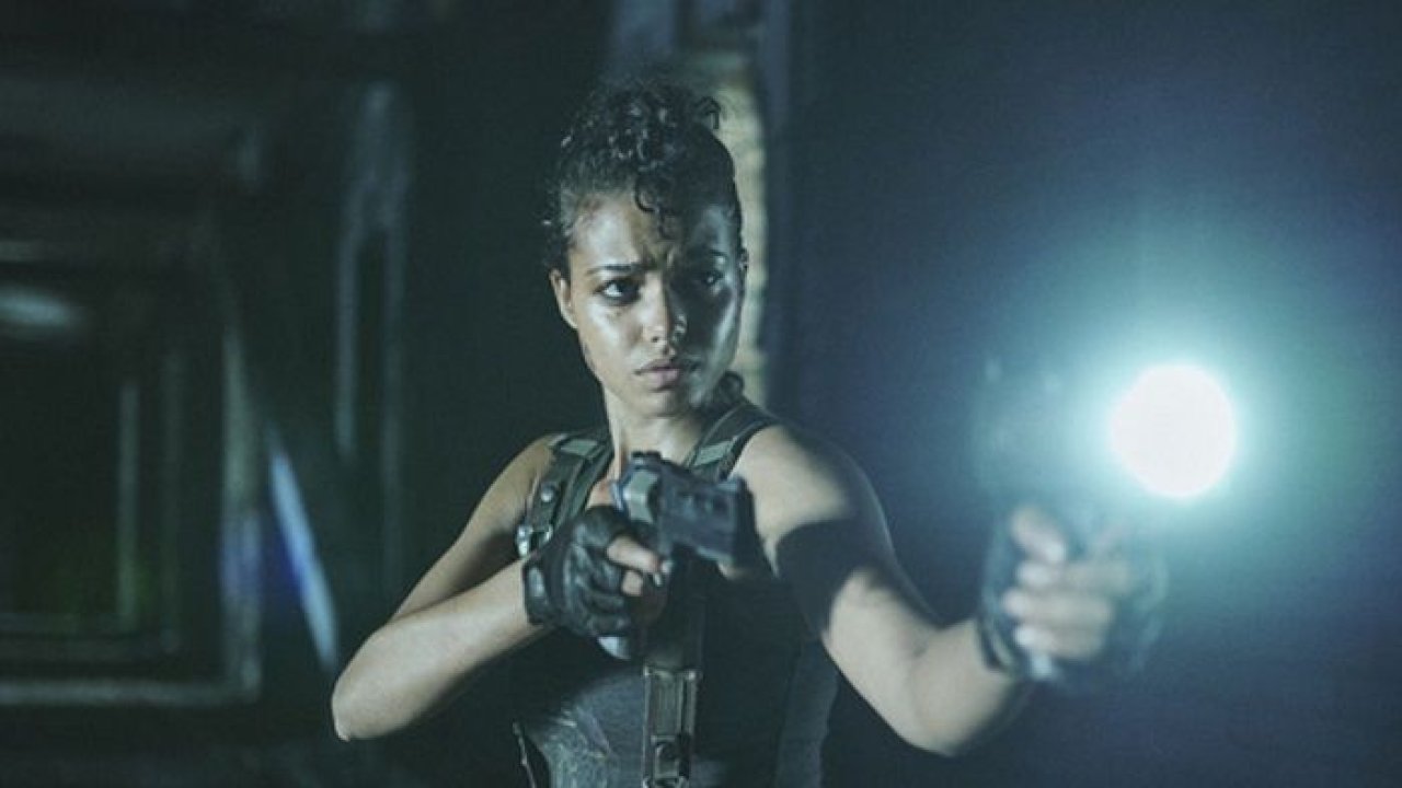 Netflix’te izlenme rekoru kıran Resident Evil dizisinin konusu ne? Resident Evil oyuncuları kimler?