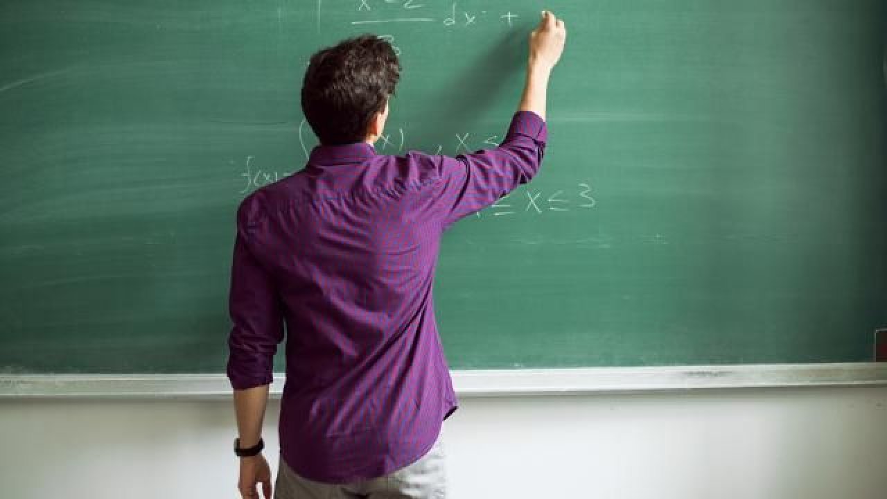 Bu kez de MEB skandalı! Mülakatlar bitmeden sözleşmeli öğretmen puanları ifşa oldu