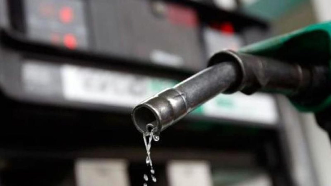 Çin’deki gelişmeler petrol fiyatını düşürdü! Gece yapılacak olan motorin zammı geri alındı