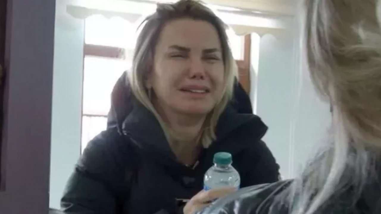 Ece Erken, Şafak Mahmutyazıcıoğlu cinayetinin ilk duruşmasında hastanelik oldu! Kafasını vurdu