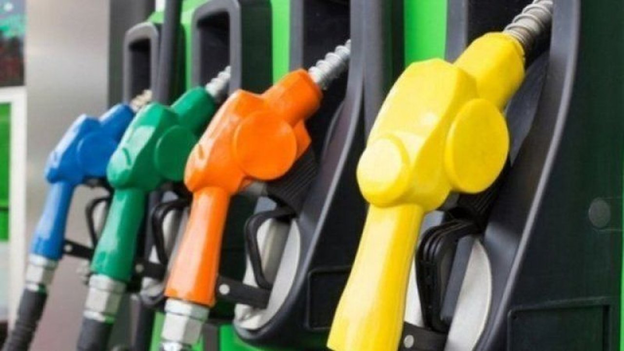 Zamlar dur durak bilmiyor! Benzine zam geldi
