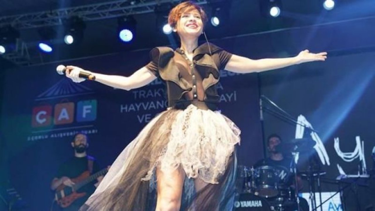 Şarkılarıyla çok sevilen Aydilge konserde sahneye yığıldı!