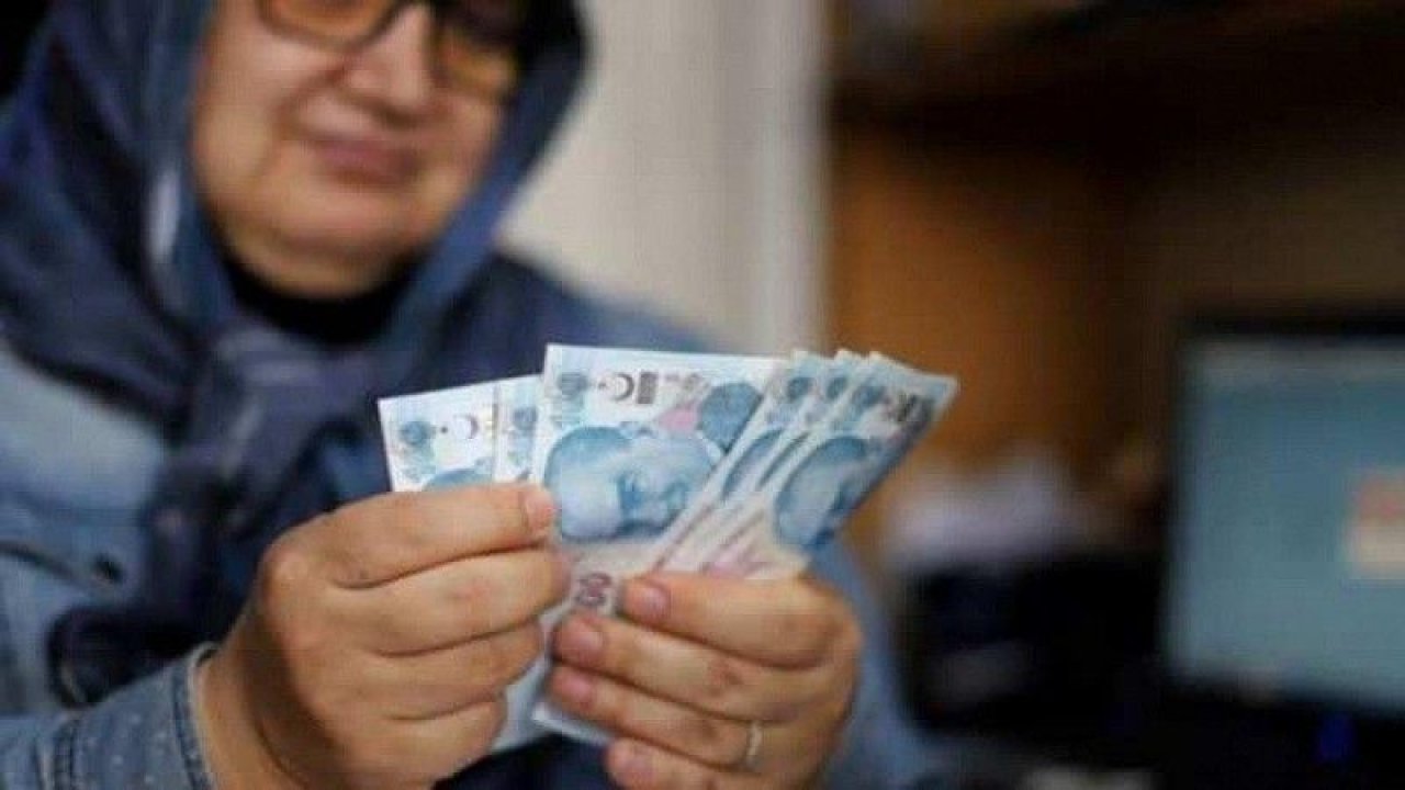 Bankaların emekli promosyonu yarışı yüzleri güldürüyor! Yapı Kredi de miktarı yükseltti