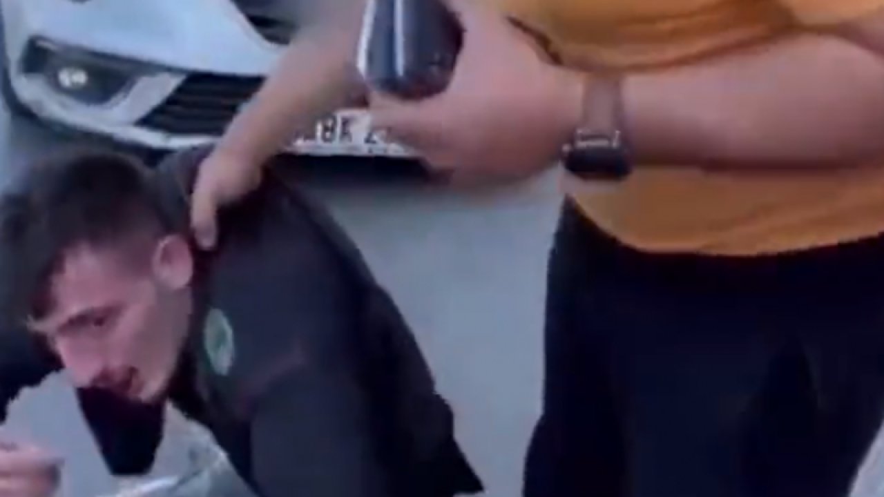 Kızına uyuşturucu satmaya çalışan torbacıya pusu kurdu, döve döve polise götürdü
