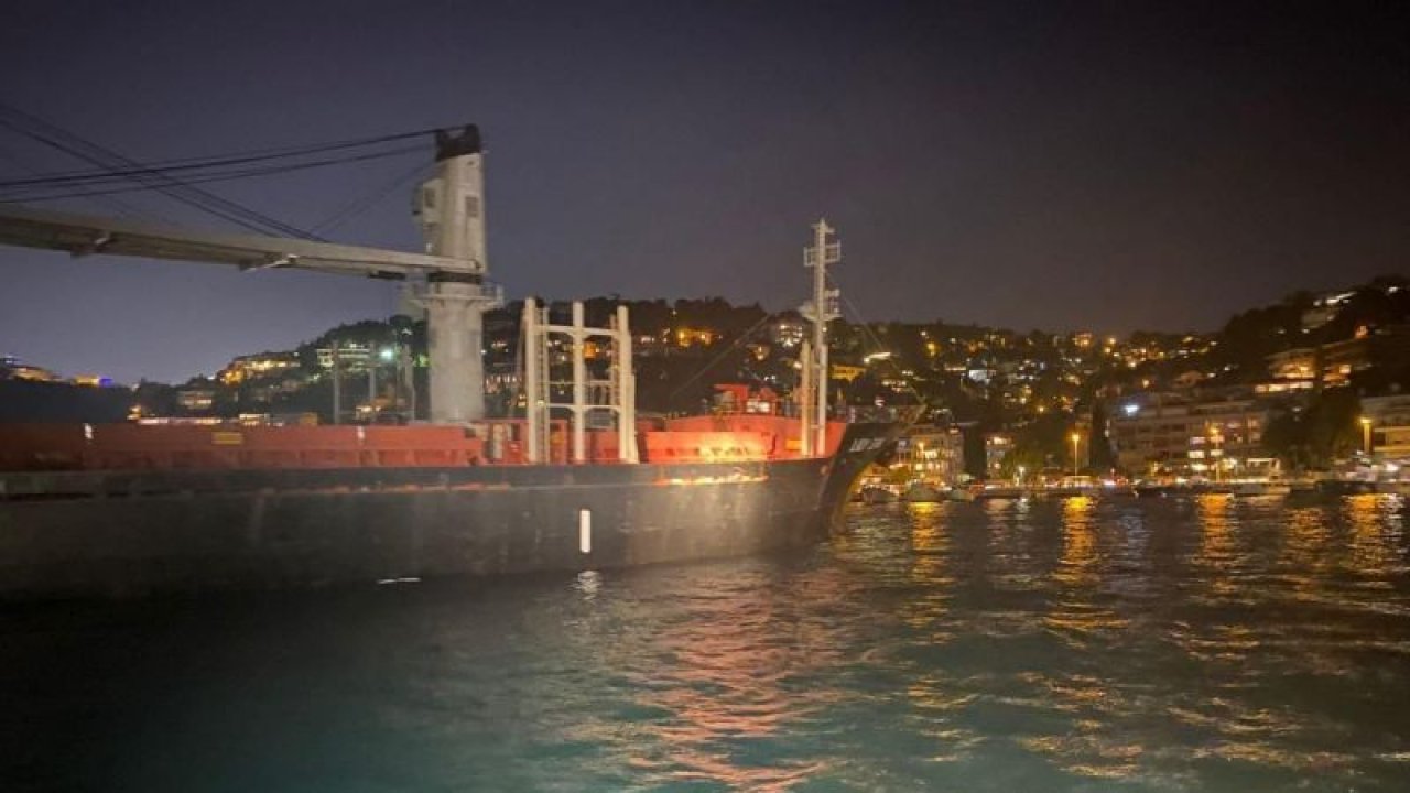 Ukrayna’dan gelen gemi İstanbul Boğazı’nda karaya oturdu! Deniz trafiği tamamen durdu