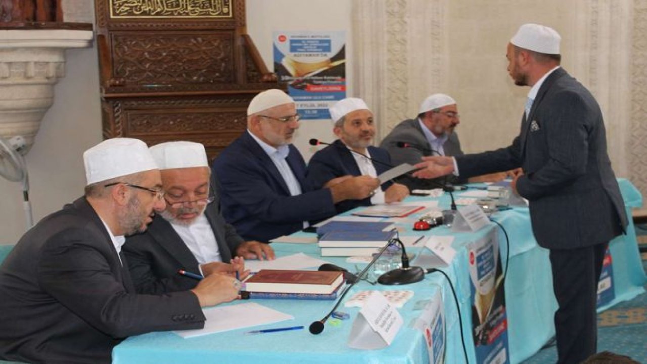 Hafızlar Kur’an-ı Kerim’in hıfzı için yarıştı
