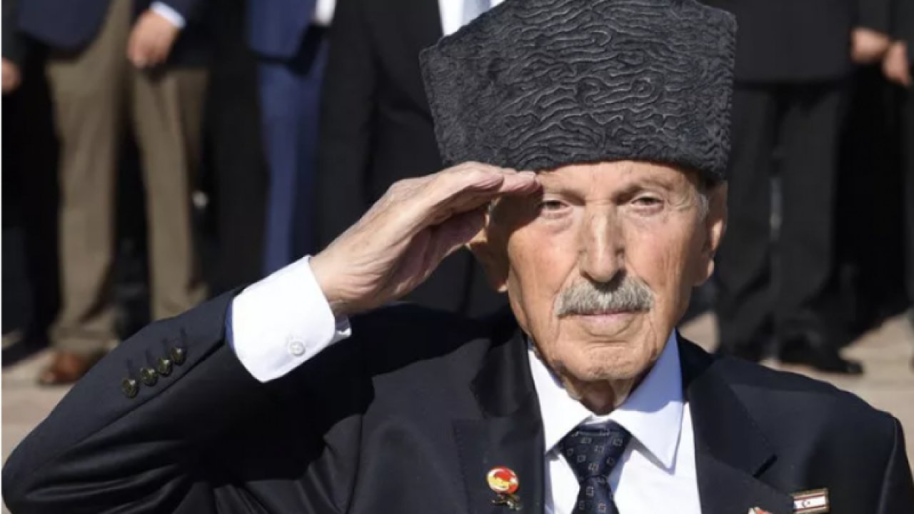 Türkiye’nin en yaşlı gazisi Ali Cesuroğlu hayatını kaybetti