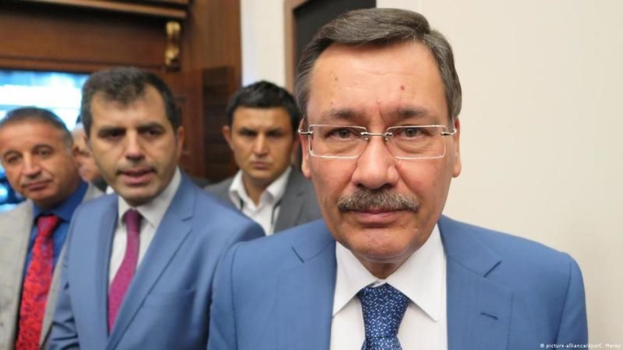 Melih Gökçek’ten yine gaf! Video oyununu gerçek sandı