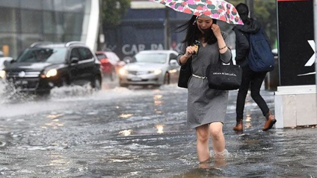 Meteoroloji’den İstanbul dahil birçok il için uyarı! Kuvvetli sağanak geliyor