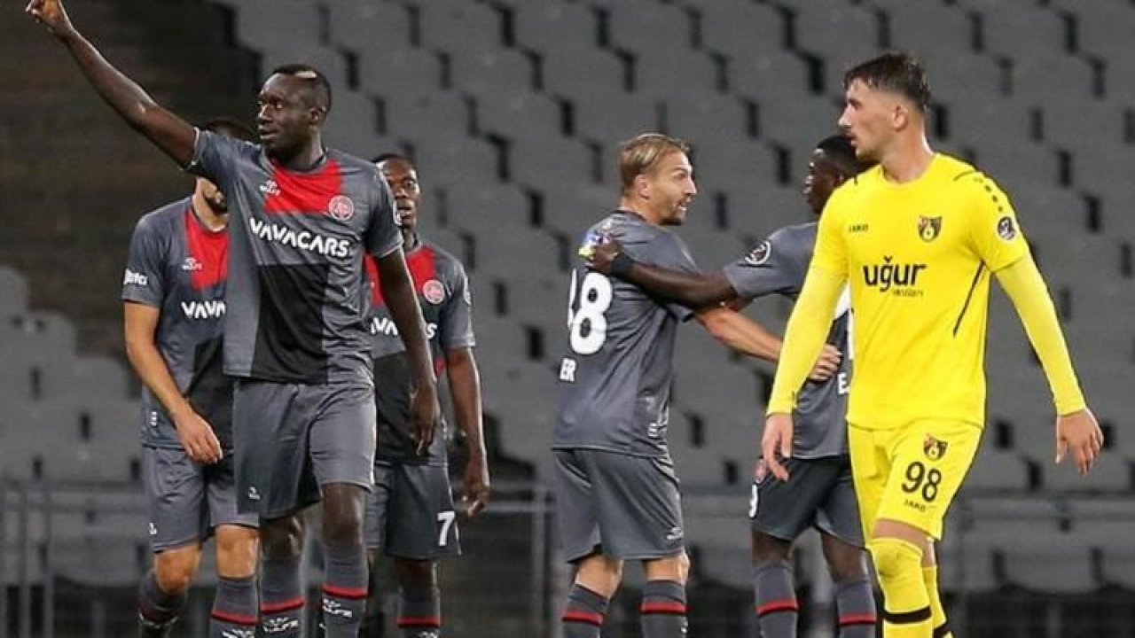 İstanbulspor, Karagümrük’ü evine eli boş gönderdi! 2-1 ile galibiyet sevincini yaşadı!